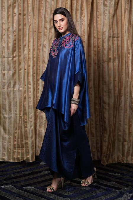Buy_Krishna Mehta_Blue Silk Embroidery Round Neck Neckline Kaftan _Online_at_Aza_Fashions