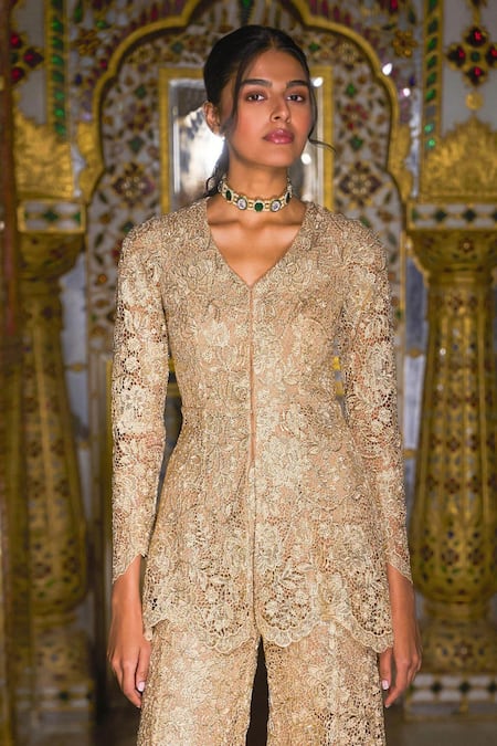 Dash And Dot Embroidered Lace Peplum Tunic & Sharara Set 