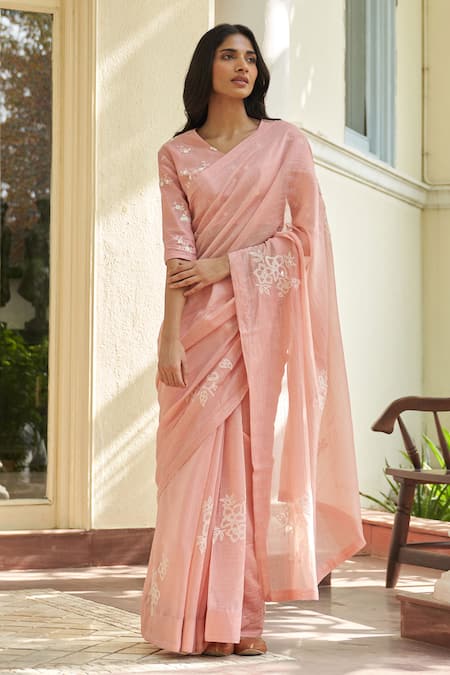 Vaayu Pink Muslin, Cotton Applique Tulip Saree With Unstitched Blouse Piece 