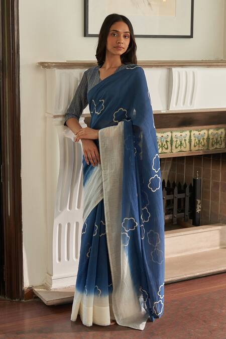 Vaayu_Blue Cotton Ocean Floral Pattern Saree With Unstitched Blouse Piece_Online_at_Aza_Fashions