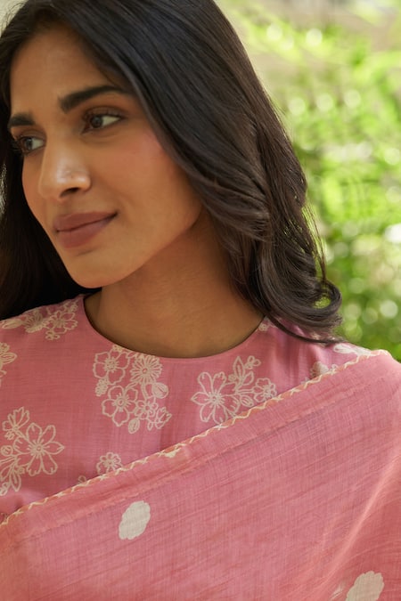 Shop_Vaayu_Pink Cotton Peony Print Saree With Unstitched Blouse Piece_Online_at_Aza_Fashions