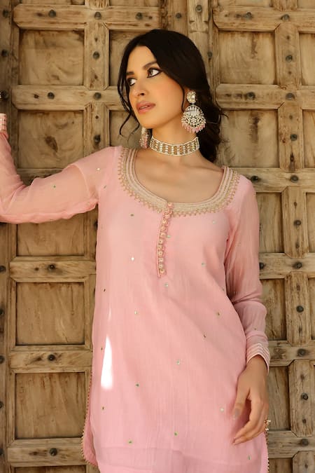Buy_Sanam_Pink Chanderi Embroidery, Zari Round Neck Kurta Set _Online_at_Aza_Fashions