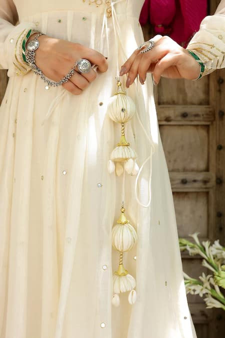 Sanam_Off White Chanderi Mirrors, Gota Patti V-neck Embroidered Angarkha Anarkali Set _Online_at_Aza_Fashions