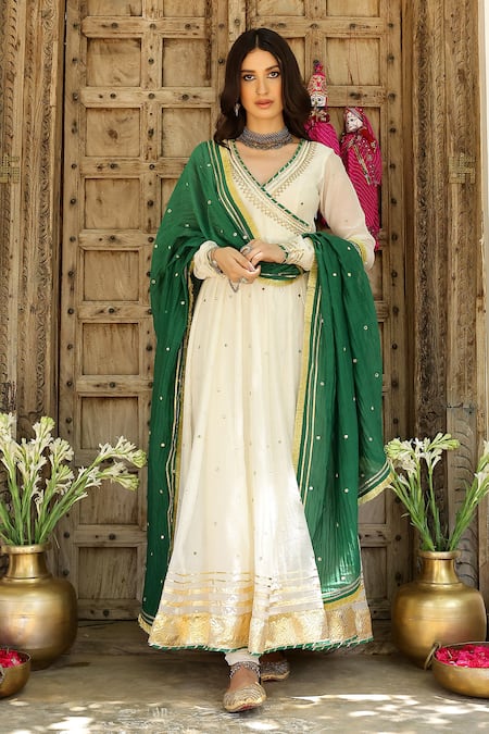 Sanam Off White Chanderi Mirrors, Gota Patti V-neck Embroidered Angarkha Anarkali Set 