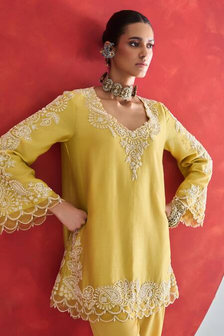 Shop_Ridhima Bhasin_Yellow Chanderi, Crepe Lace, Embroidery V-neck Farzana Short Kurta Set _Online_at_Aza_Fashions