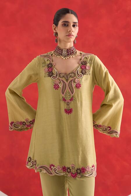Ridhima Bhasin_Green Chanderi, Crepe Embroidery Round Neck Nitya Kurta Set _Online_at_Aza_Fashions