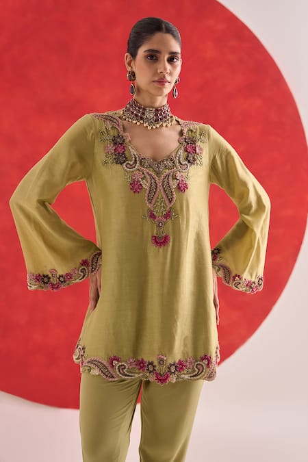 Buy_Ridhima Bhasin_Green Chanderi, Crepe Embroidery Round Neck Nitya Kurta Set _Online_at_Aza_Fashions