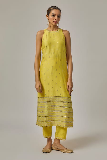 Priyal Prakash Yellow Chanderi, Cotton, Viscose, Organza Embroidery, Hand Straight Kurta Set Online at Aza Fashions Priyal Prakash_Yellow Chanderi, Cotton, Viscose, Organza Embroidery, Hand Straight Kurta Set _Online_at_Aza_Fashions