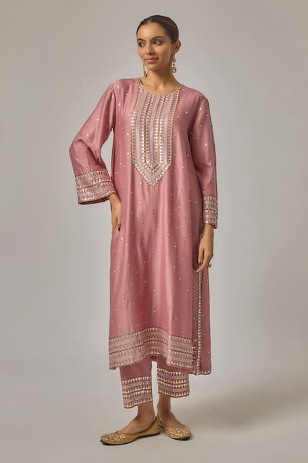 Priyal Prakash_Pink Chanderi, Viscose, Organza Sequins, Zari, Embroidery Geometric Kurta Set _Online_at_Aza_Fashions