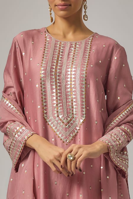 Buy_Priyal Prakash_Pink Chanderi, Viscose, Organza Sequins, Zari, Embroidery Geometric Kurta Set 