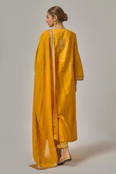 Priyal Prakash Embroidered Yoke Kurta Set 