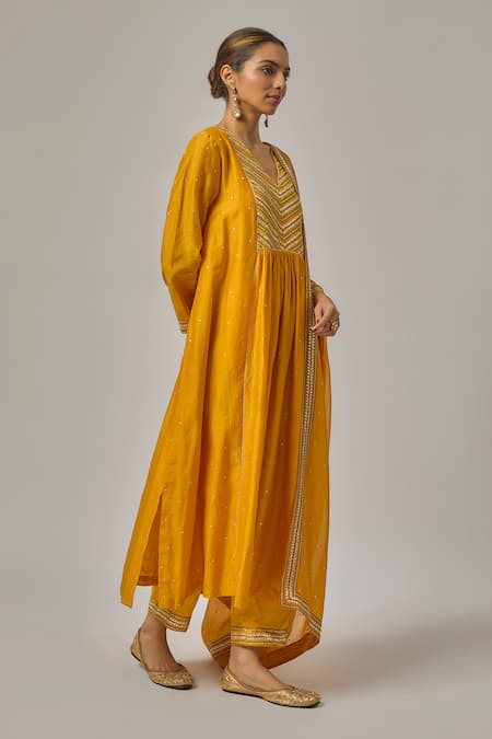 Priyal Prakash_Yellow Chanderi, Cotton, Viscose, Organza Sequins, Embroidery Yoke Kurta Set _Online_at_Aza_Fashions