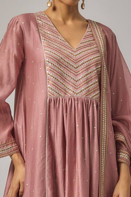 Priyal Prakash_Pink Chanderi, Viscose, Organza Sequins, Zari, Embroidery V-neck Yoke Kurta Set _at_Aza_Fashions