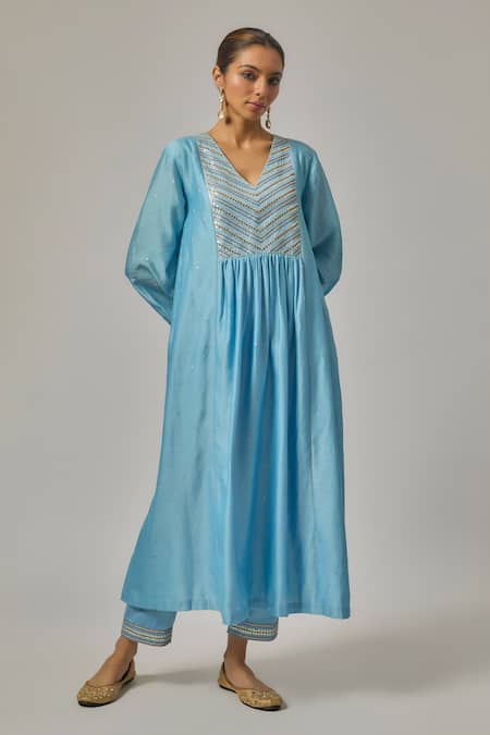 Priyal Prakash_Sky Blue Chanderi, Viscose, Organza Embroidery, Sequins V-neck Yoke Kurta Set _Online_at_Aza_Fashions