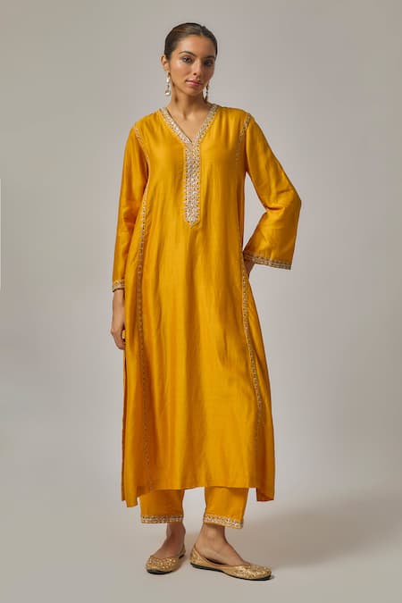 Buy_Priyal Prakash_Yellow Chanderi, Cotton Gota Patti, Zari, Embroidery V-neck Kurta Set _Online_at_Aza_Fashions
