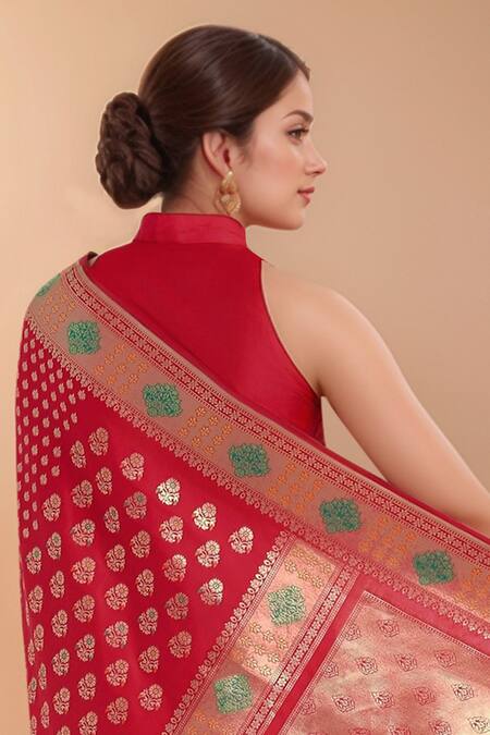 Samyukta Singhania_Red Tassels High Neck Zari Woven Banarasi Silk Saree With Blouse _Online_at_Aza_Fashions