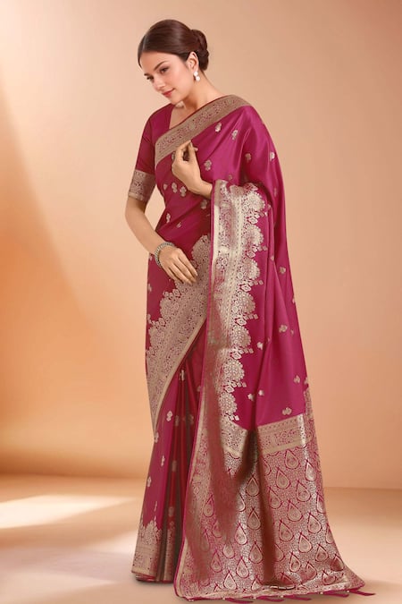 Samyukta Singhania_Pink Zari V-neck Woven Banarasi Silk Saree With Blouse _Online_at_Aza_Fashions