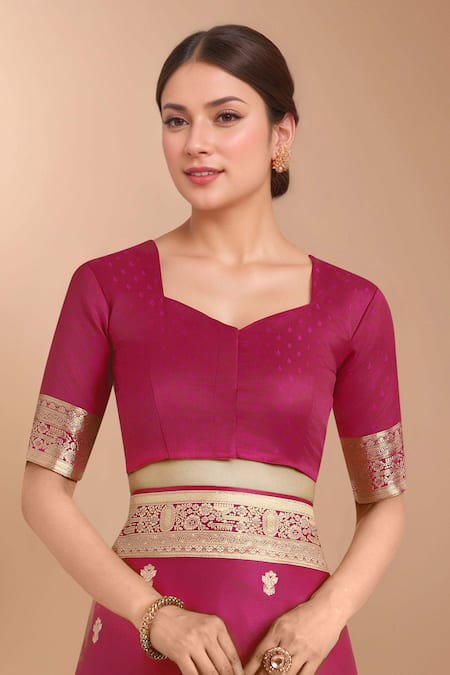 Buy_Samyukta Singhania_Pink Zari V-neck Woven Banarasi Silk Saree With Blouse 
