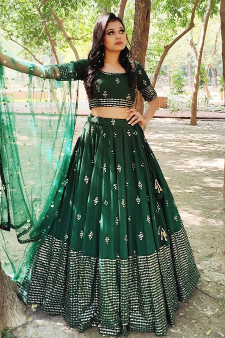 Amaltas Couture Green Georgette Sequins Round Neck Embroidered Lehenga Set 