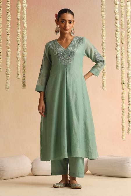 Buy_Beige_Green Cotton Satin, Chanderi Beads, Sequins V-neck Floral Embroidered Kurta Set _Online_at_Aza_Fashions