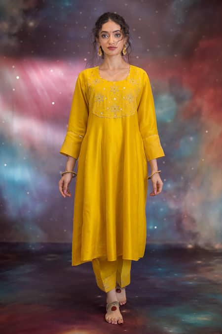 Buy Kacha Tanka Yellow Chanderi Embroidery Round Neck Najm Kurta Set Online at Aza Fashions Buy_Kacha Tanka_Yellow Chanderi Embroidery Round Neck Najm Kurta Set _Online_at_Aza_Fashions