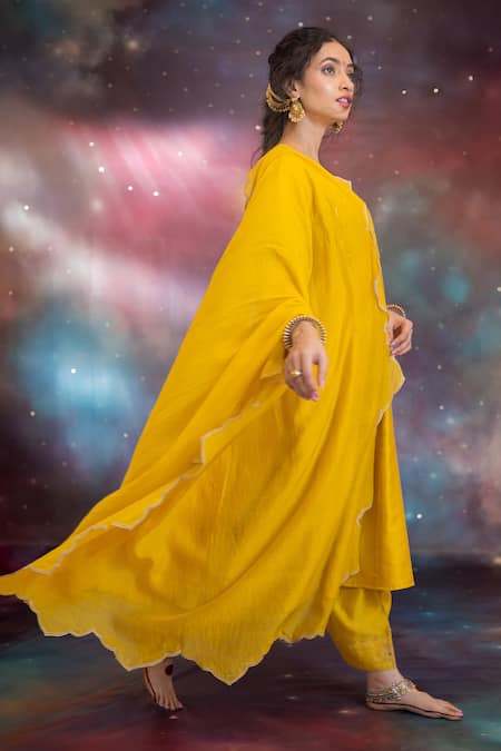 Shop Kacha Tanka Yellow Chanderi Embroidery Round Neck Najm Kurta Set Online at Aza Fashions Shop_Kacha Tanka_Yellow Chanderi Embroidery Round Neck Najm Kurta Set _Online_at_Aza_Fashions