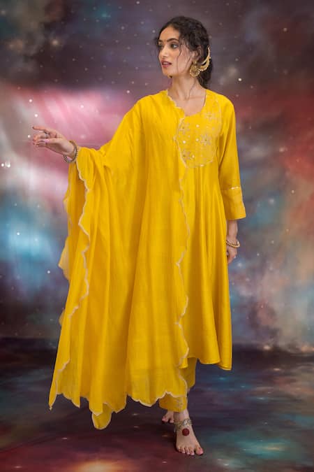 Kacha Tanka Najm Chanderi Embroidered Kurta Set 