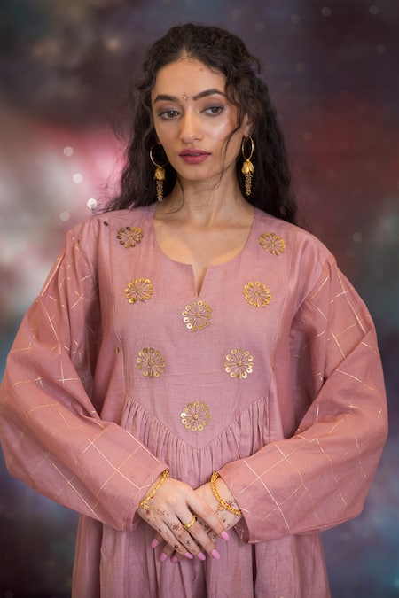 Shop_Kacha Tanka_Pink Chanderi Embroidery Notched Neck Zuha Kurta Set _Online_at_Aza_Fashions