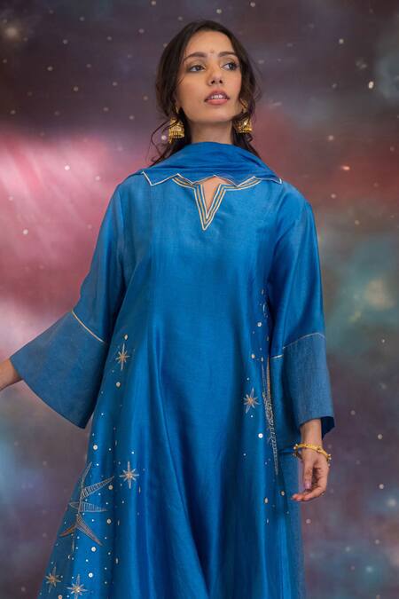 Shop_Kacha Tanka_Blue Chanderi Embroidery Split V-neck Sitara A-line Kurta Set _Online_at_Aza_Fashions