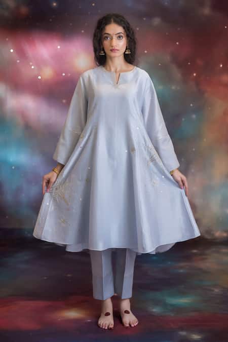 Kacha Tanka Sitara Embroidered A-Line Kurta Set 