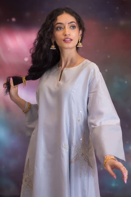 Kacha Tanka_Blue Chanderi Embroidery Notched Neck Sitara A-line Kurta Set _Online_at_Aza_Fashions