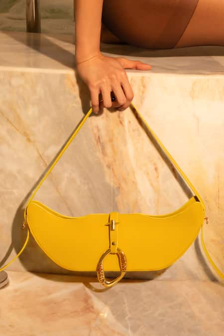 Outhouse_Yellow Chains The Boss Swing Leather Bag _at_Aza_Fashions