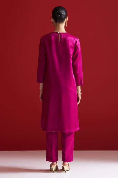 Sitaraa Varnika Mulberry Wood Purple Embroidered Kurta With Pant