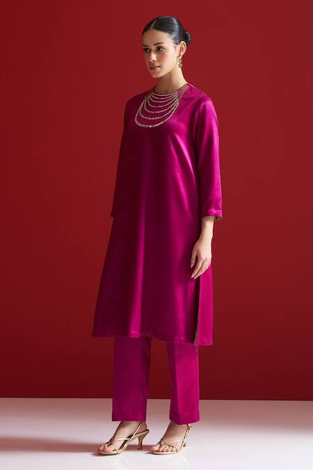 Sitaraa_Purple Embroidery Round Neck Varnika Mulberry Wood Kurta With Pant _Online_at_Aza_Fashions