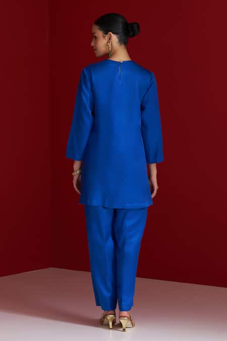 Sitaraa Hamsika Cobalt Blue Embroidered Kurta With Pant