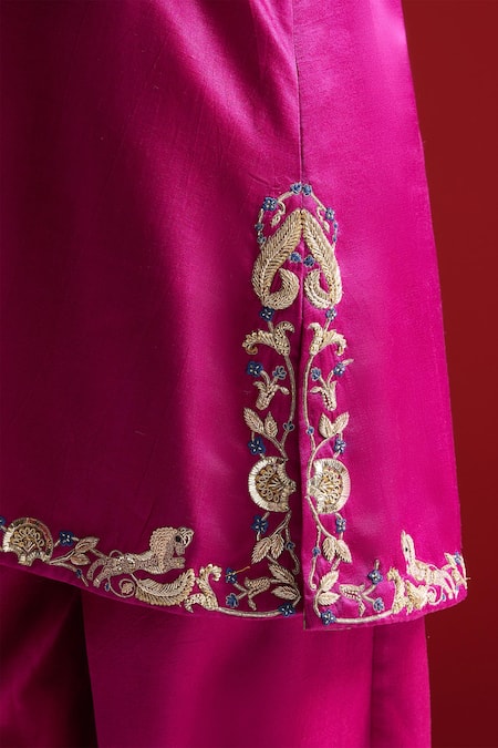 Buy_Sitaraa_Purple Embroidery Round Neck Indira Mulberry Wood Kurta With Pant _Online_at_Aza_Fashions