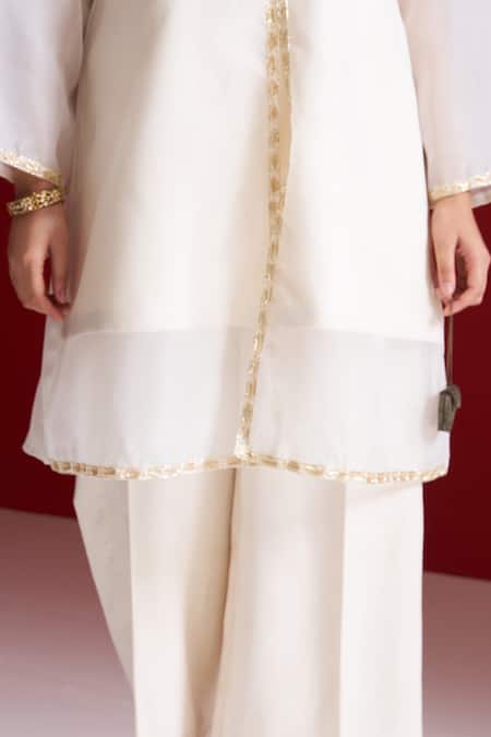 Sitaraa_Ivory Silk Organza Embroidery Round Neck Kamya Jacket Pant Set _Online_at_Aza_Fashions