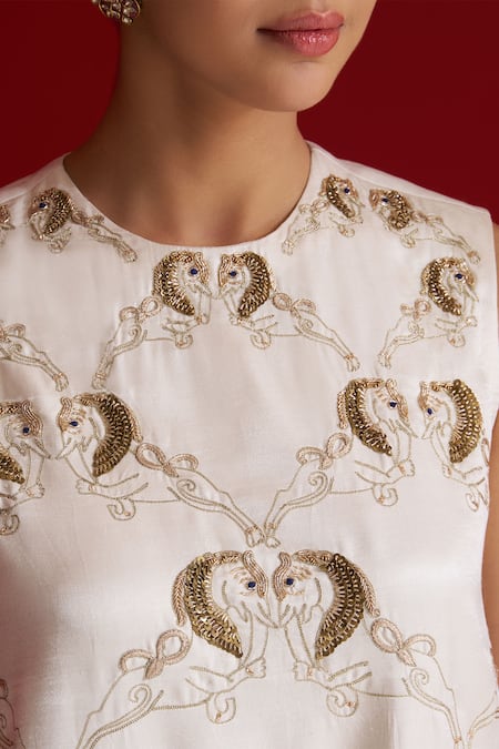 Sitaraa_Ivory Embroidery Round Neck Raksha Kurta With Pant _at_Aza_Fashions