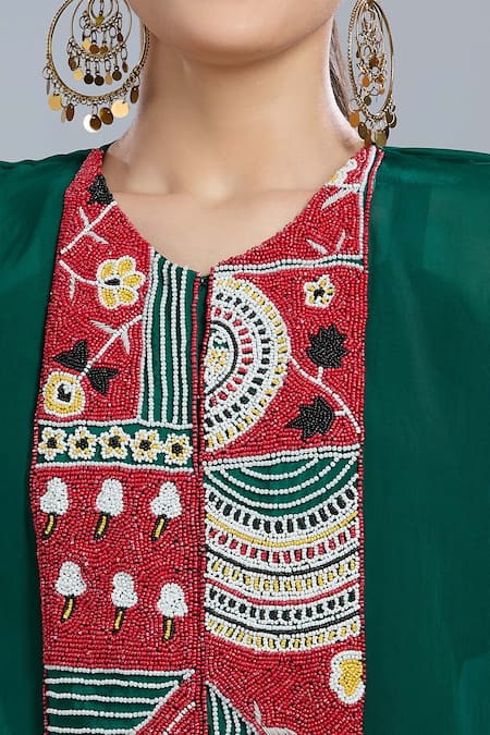 Buy_Samyukta Singhania_Green Crepe, Organza Embroidery Round , Square Cape Tunic And Skirt Set 