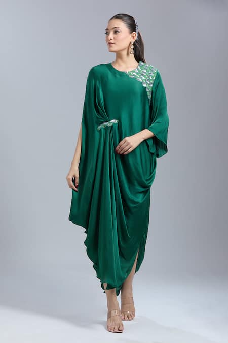 Buy_Samyukta Singhania_Green Satin, Georgette Embroidery Round Neck Placement Kaftan _Online_at_Aza_Fashions