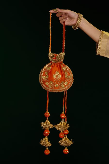 saina kapoor Aari Work Potli Bag 