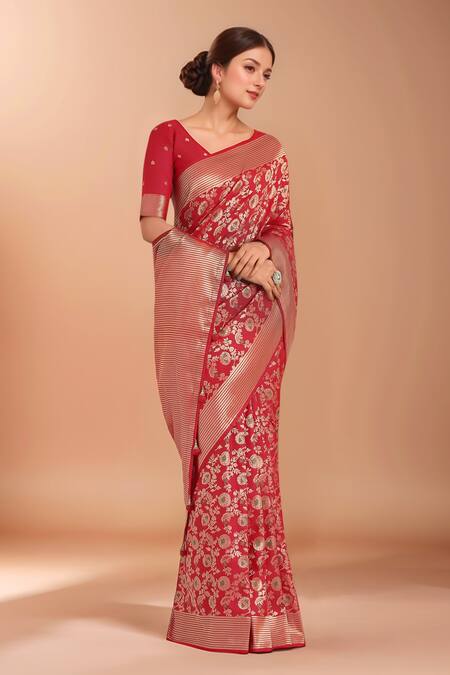 Buy_Samyukta Singhania_Red Embroidery, Zari V-neck Woven Banarasi Silk Saree With Blouse _Online_at_Aza_Fashions