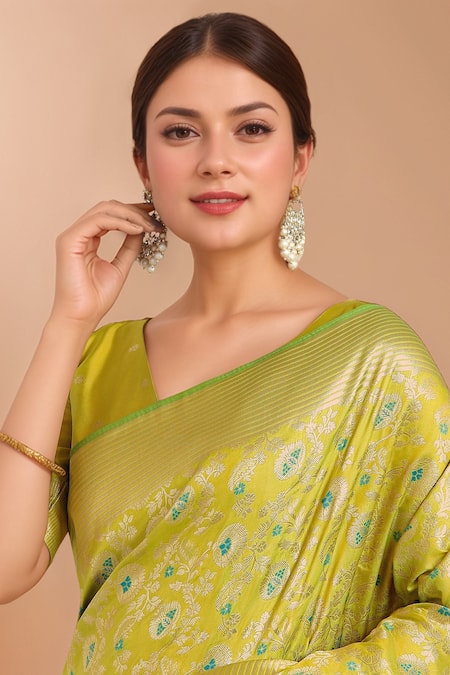 Shop_Samyukta Singhania_Green Tassels, Zari V-neck Woven Banarasi Silk Saree With Blouse _Online_at_Aza_Fashions