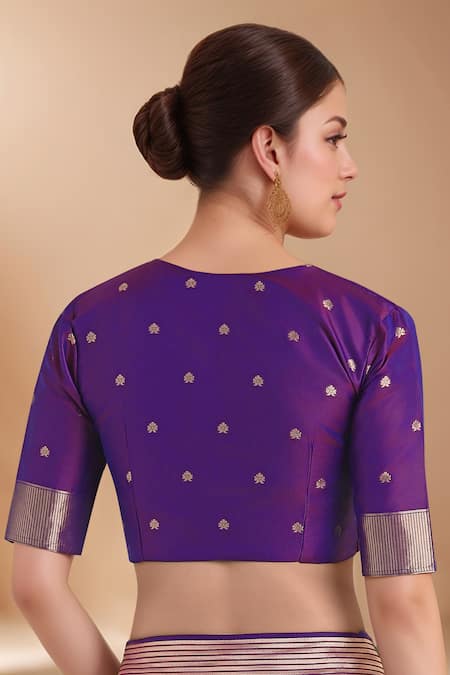 Buy_Samyukta Singhania_Purple Embroidery, Zari V-neck Woven Banarasi Silk Saree With Blouse 
