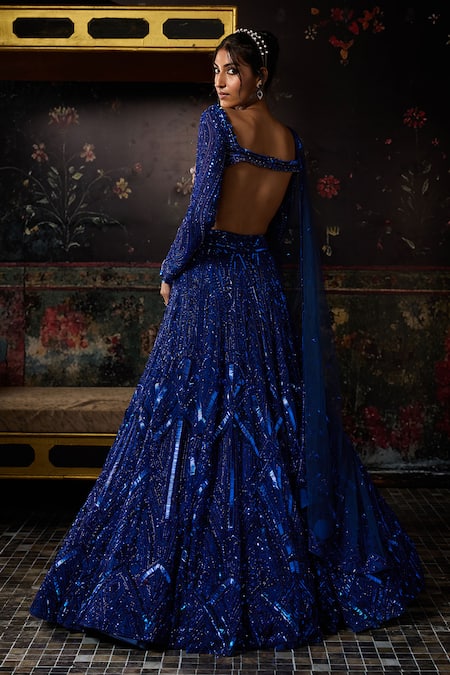 Shop Diyarajvvir Blue Tulle Sequins Sweetheart Neck Tonal Embellished Lehenga Set at Aza Fashions Shop_Diyarajvvir_Blue Tulle Sequins Sweetheart Neck Tonal Embellished Lehenga Set _at_Aza_Fashions
