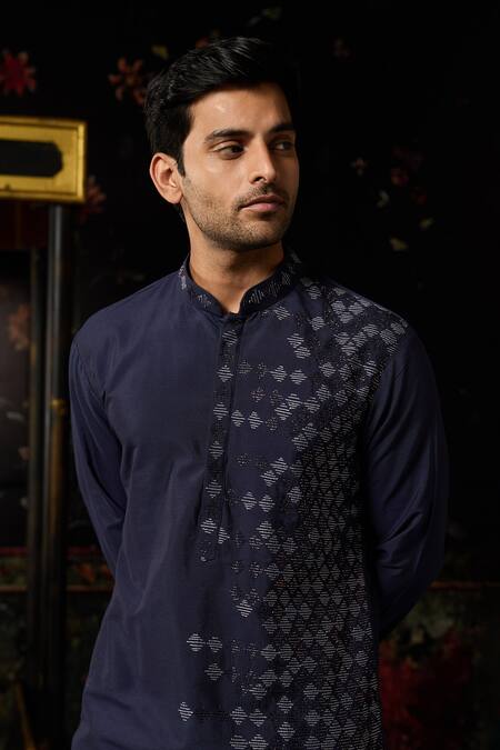 Buy_Diyarajvvir_Blue Cotton, Silk Diamonds Embroidered Kurta With Pant _Online_at_Aza_Fashions