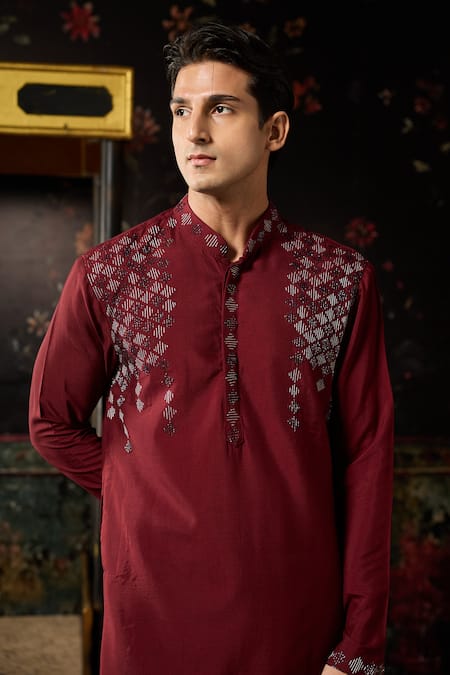 Buy_Diyarajvvir_Maroon Cotton, Silk Embroidery Kurta With Pant _Online_at_Aza_Fashions