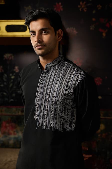Buy_Diyarajvvir_Black Cotton, Silk Embroidery Placement Kurta With Pant _Online_at_Aza_Fashions