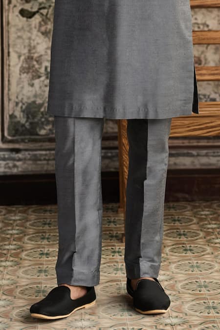 Diyarajvvir_Gray Cotton, Silk Embroidery Kurta With Pant _Online_at_Aza_Fashions