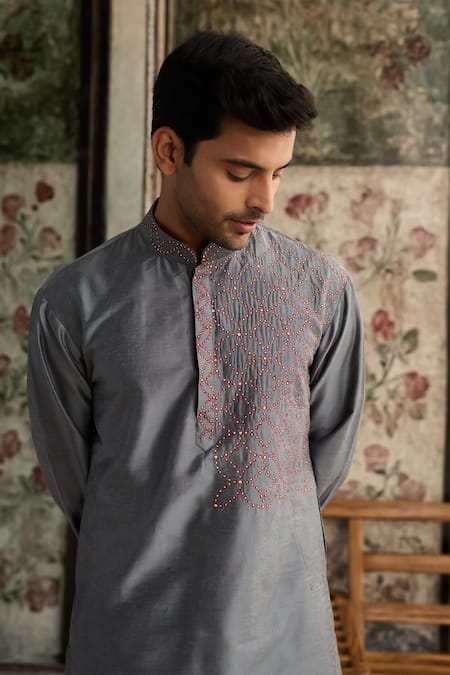 Buy_Diyarajvvir_Gray Cotton, Silk Embroidery Kurta With Pant _Online_at_Aza_Fashions